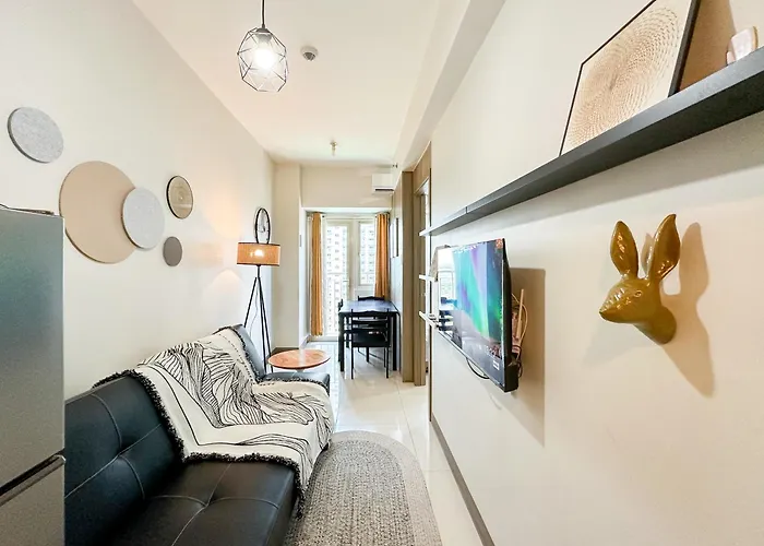 Gemstonebr In Smdc Coast Residences Manila