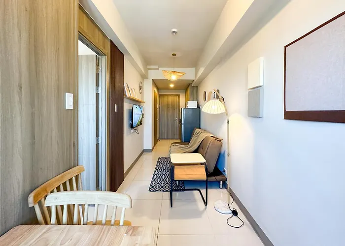 Gemstonebr In Smdc Coast Residences Apartment *