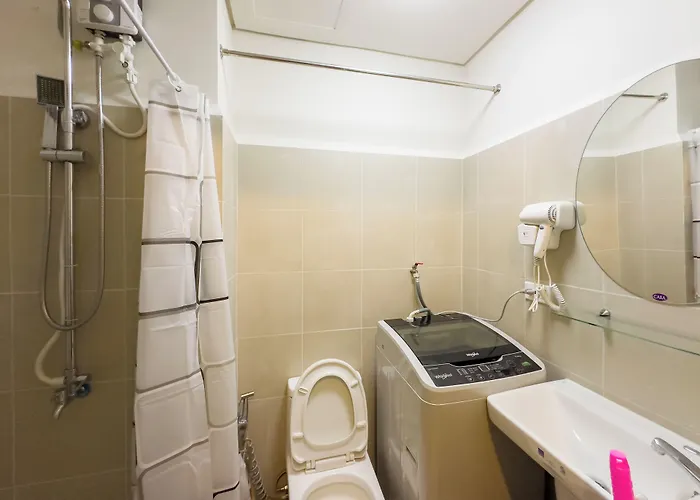 Gemstonebr In Smdc Coast Residences Apartment Manila